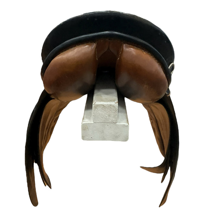 17" Stubben Siegfried 31cm Med/Wide Used All Purpose Saddle - H