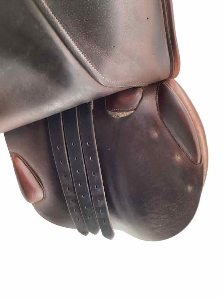 18" Butet used close contact jumping saddle B