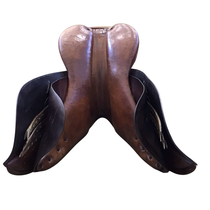 17" Crosby XL Excel Medium Used Hunter/Jumper Saddle - H