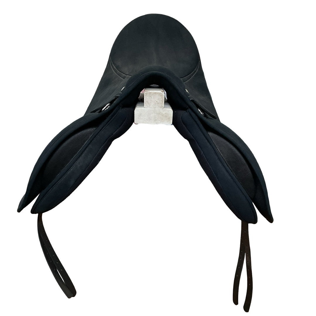18" Wintec Lite D' Lux Adjustable Demo Condition All Purpose Saddle