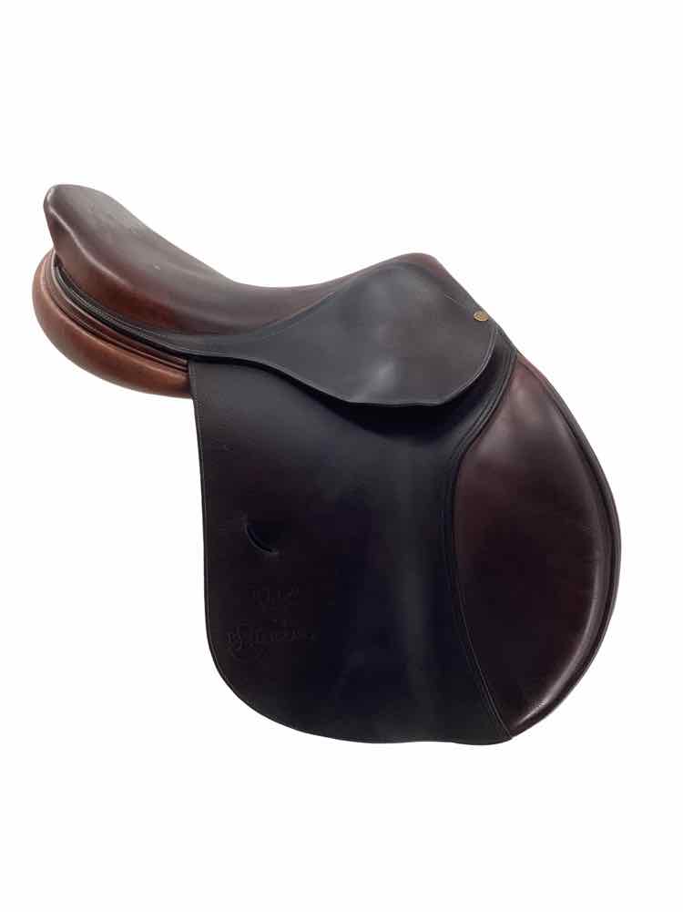 17" PJ Delgrange used close contact saddle