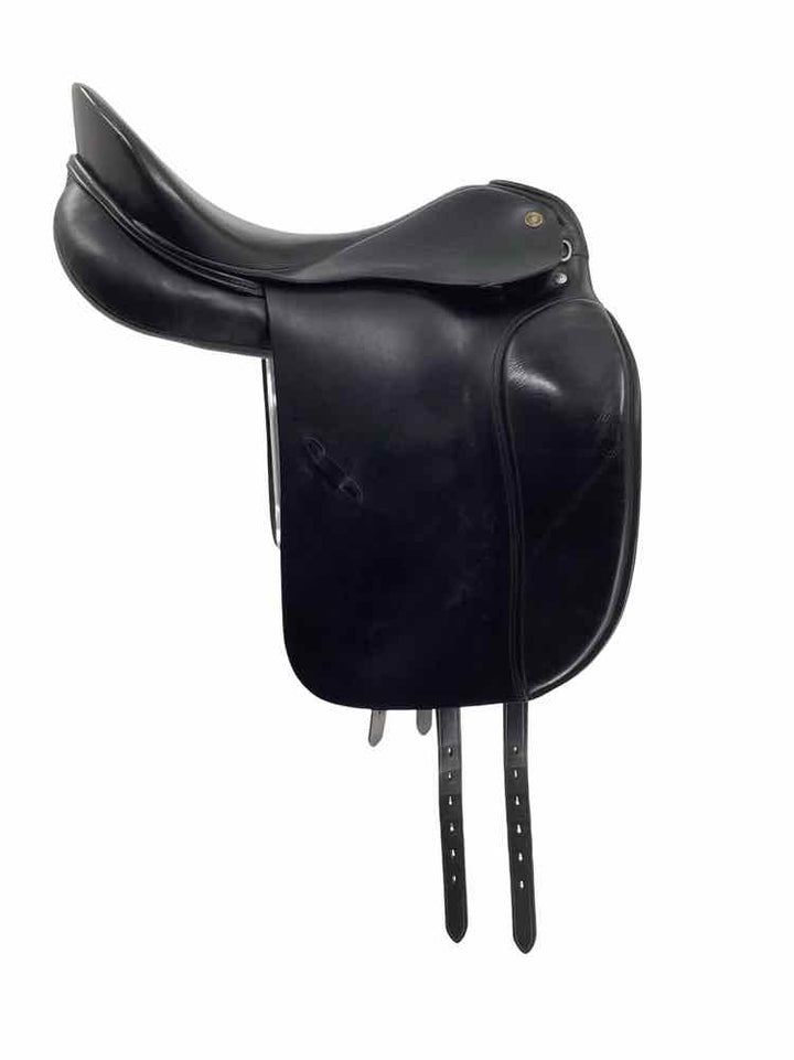 BUTLER OTTO SCHUMACHER USED DRESSAGE SADDLES