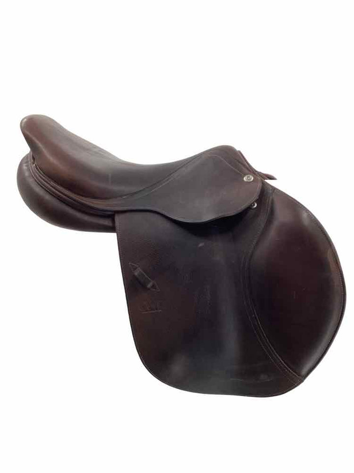 17.5" CWD used close contact saddle