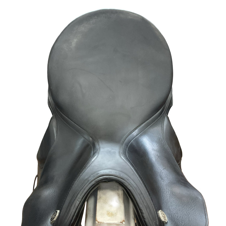18" Kieffer Lech Profi Medium Used Dressage Saddle