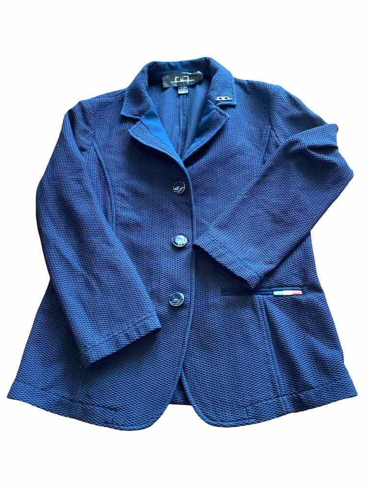 AA 11/12 Motion Lite Mesh Show Coat USED B