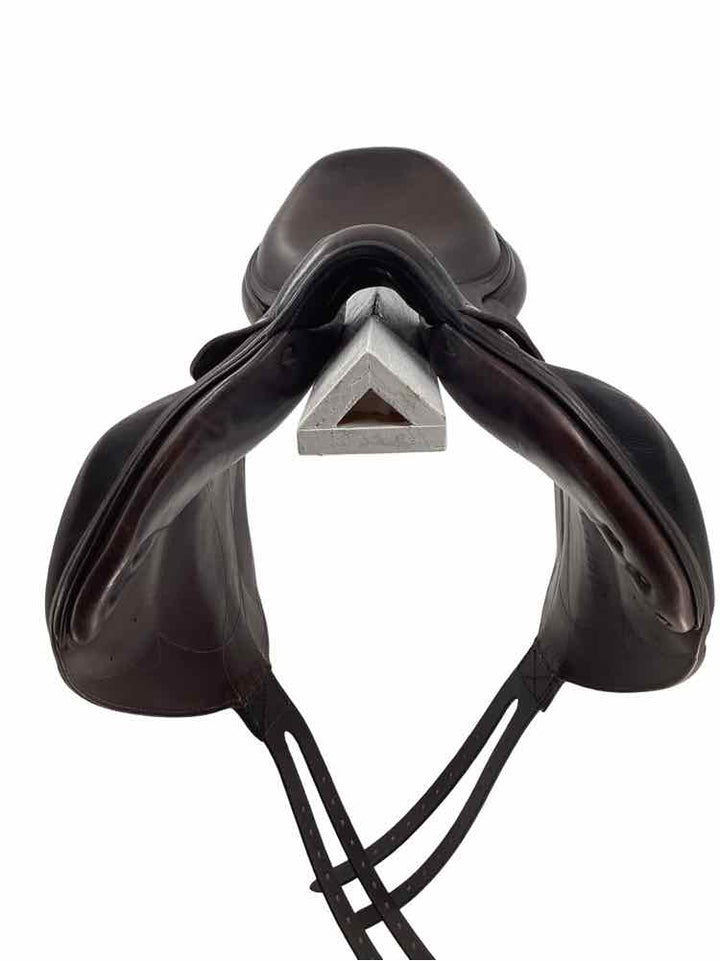 18" Devoucoux monoflap used jumping saddle B