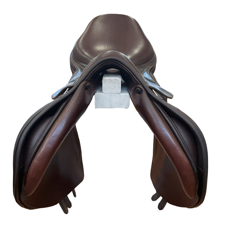 17" Prestige Meredith 33cm Medium Used Hunter/Jumper Saddle