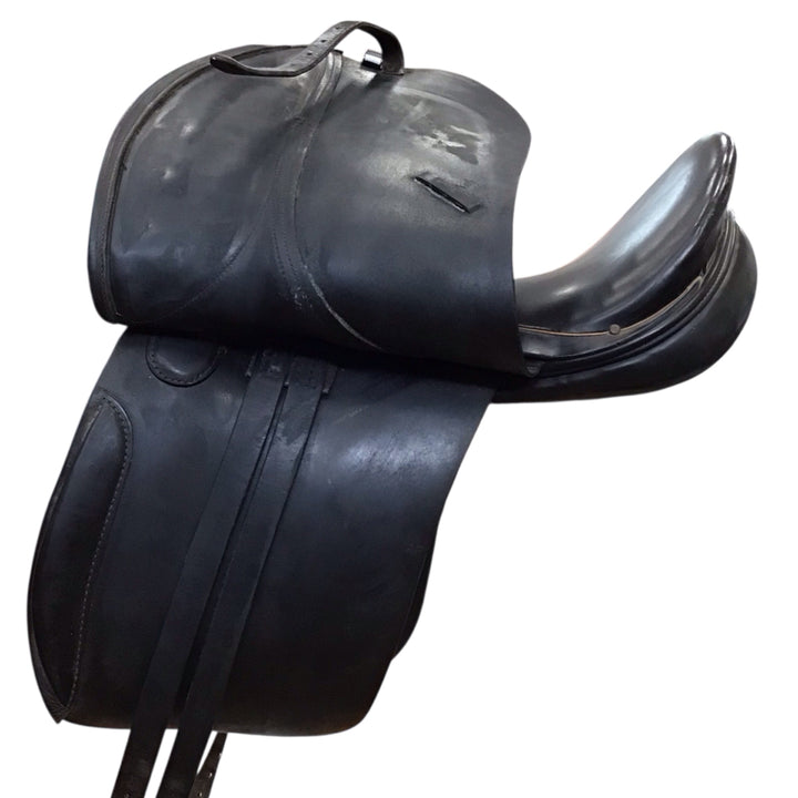 17" Crosby Prix St. George Wide Used Dressage Saddle - H