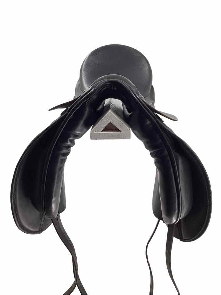 17" County used dressage saddle