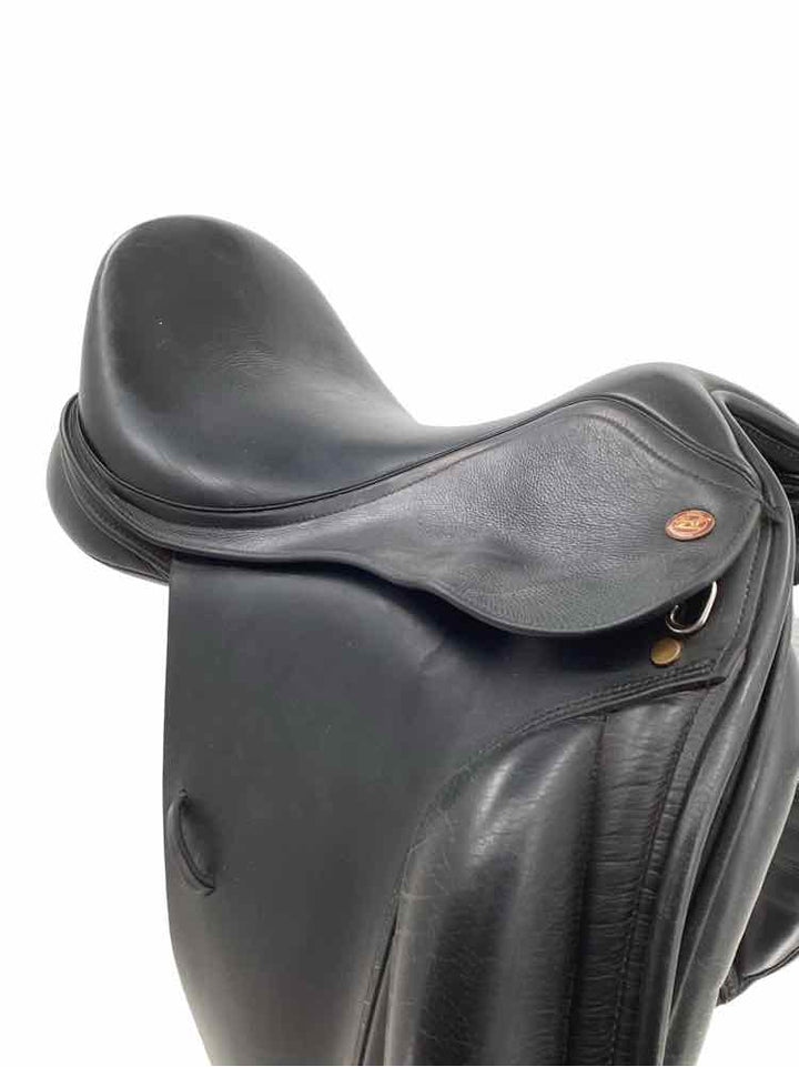 17.5" Kent Masters wool flock used dressage saddle B