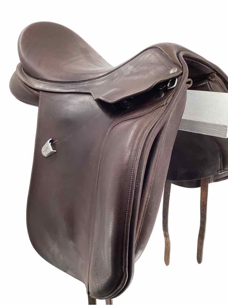 18" Bates adjustable tree used dressage saddle B