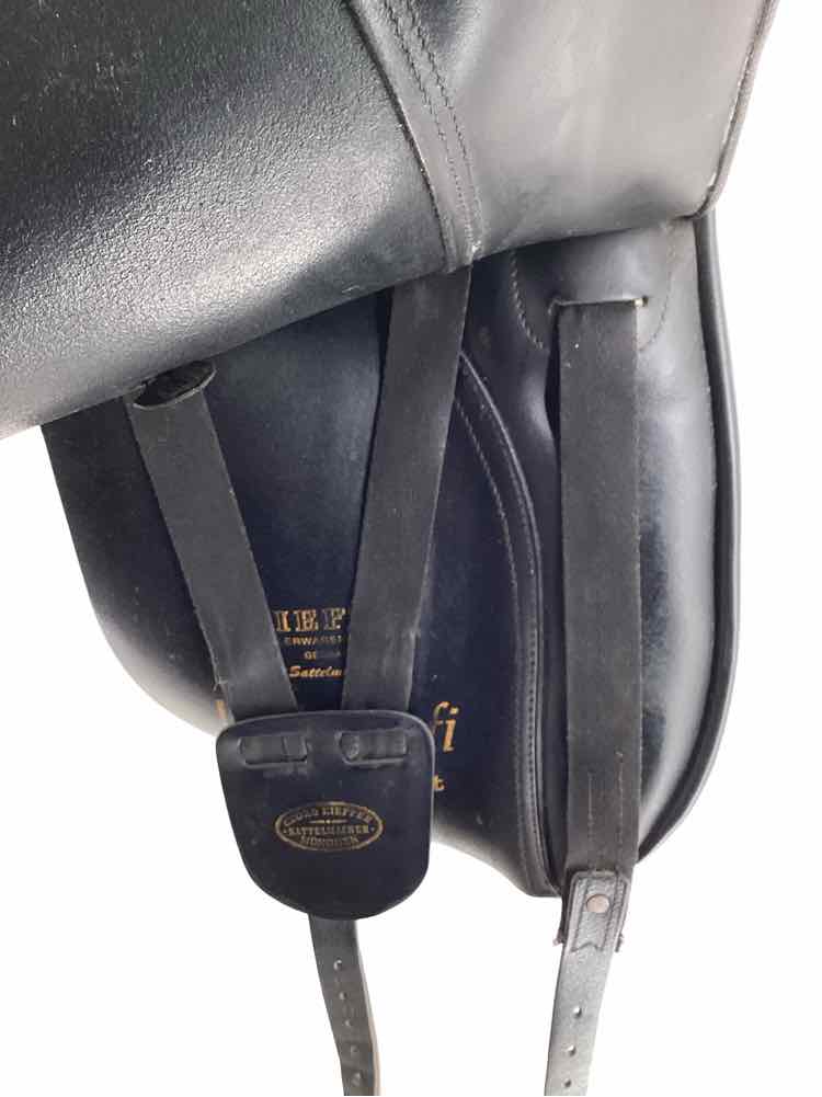 17" Kieffer used dressage saddle B