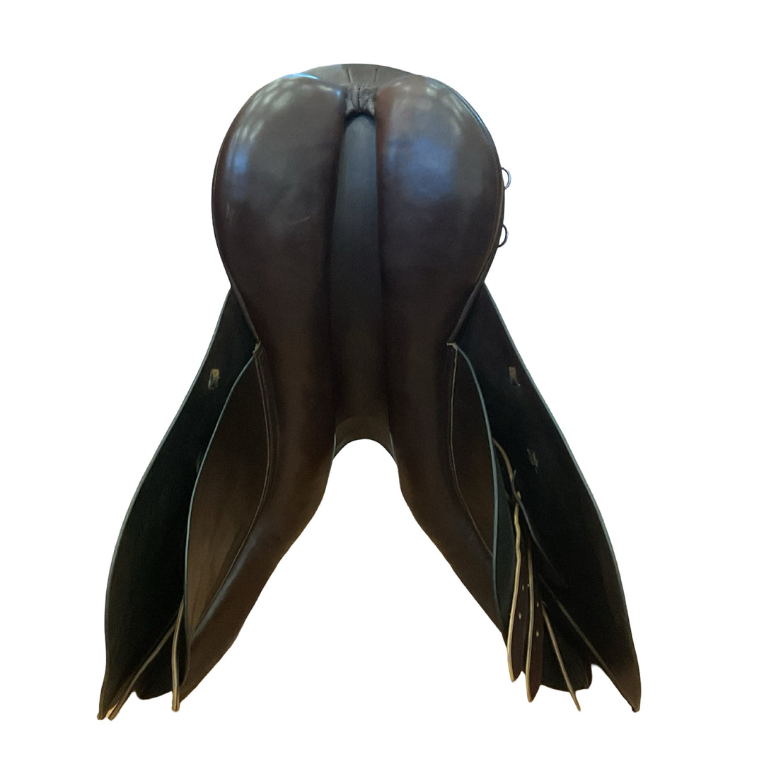 17.5" Ainsley Bartlett Med/Narrow Used All Purpose Saddle
