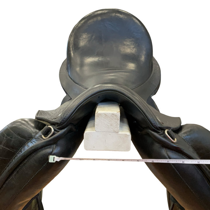 18.5" Veritas Eximo Wide Used Dressage Saddle