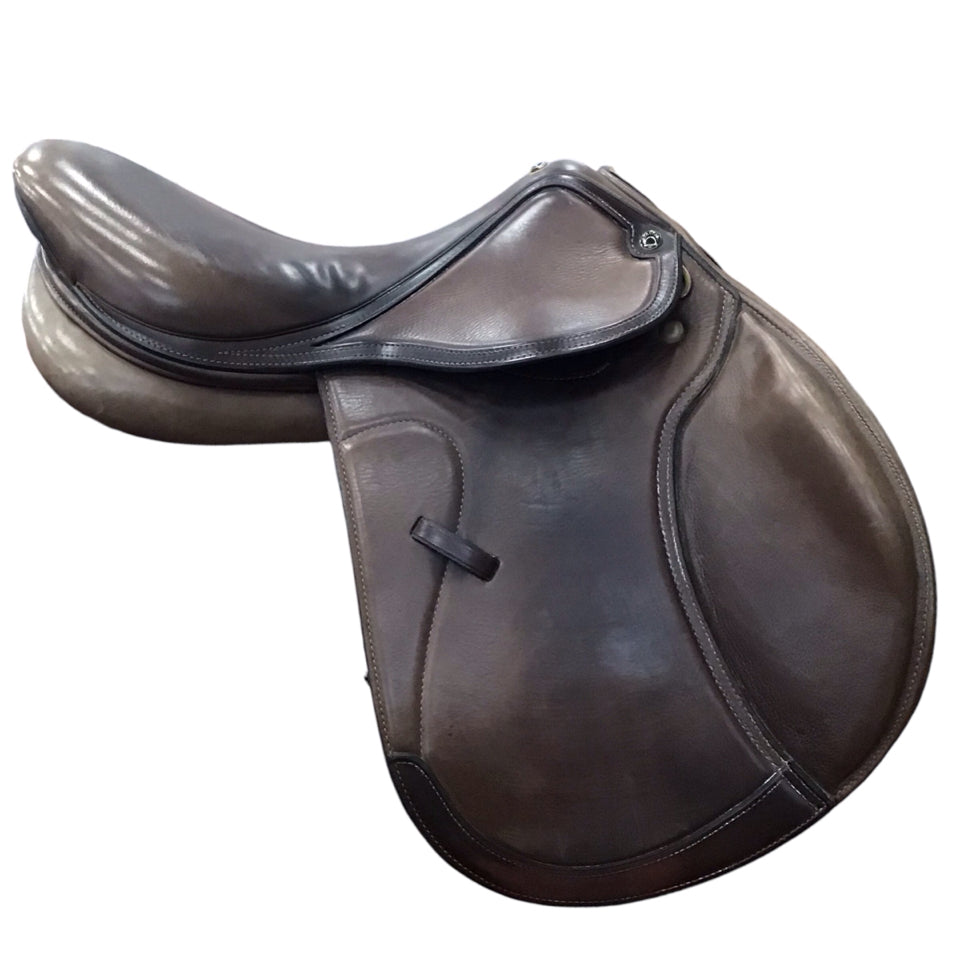 17" Circuit Premier Victory RTF Adjustable Used Hunter/Jumper Saddle - H