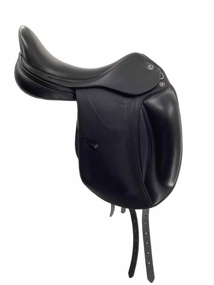 17.5" Prestige used dressage saddle