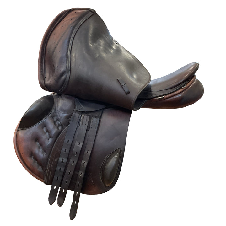 17.5" County Conquest Med/Wide Used Hunter/Jumper Saddle