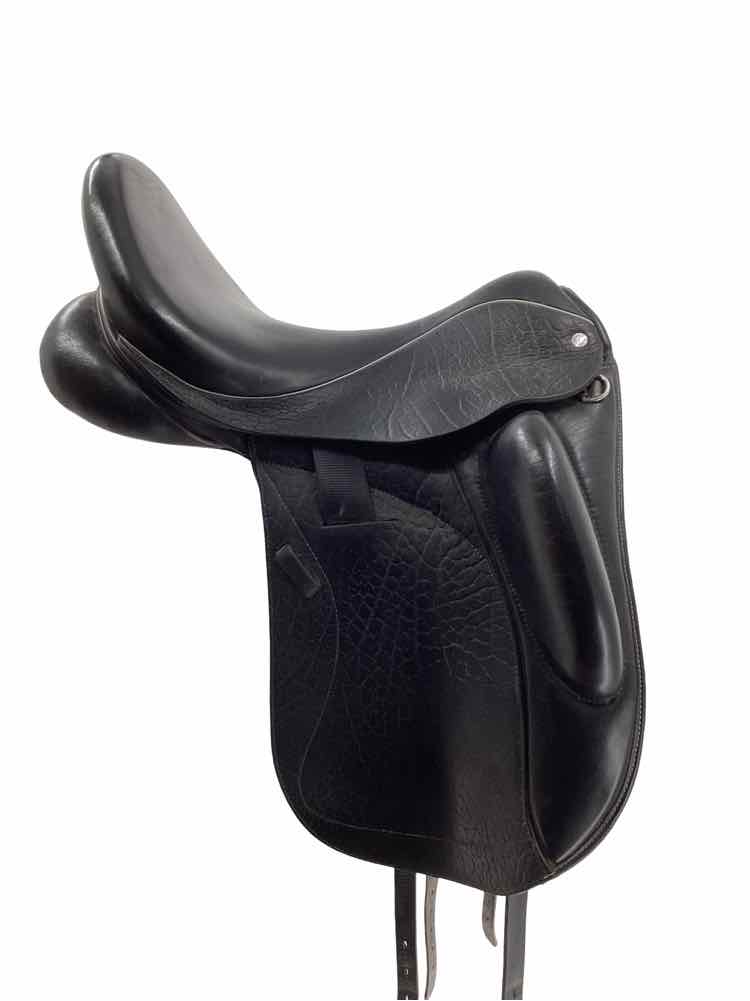 17.5" Custom Saddlery Wolfgang Solo used dressage saddle