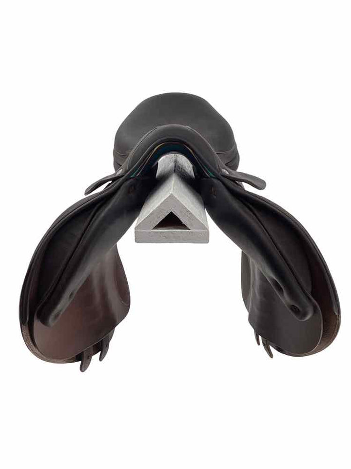 17.5" Voltaire Palm Beach used close contact saddle