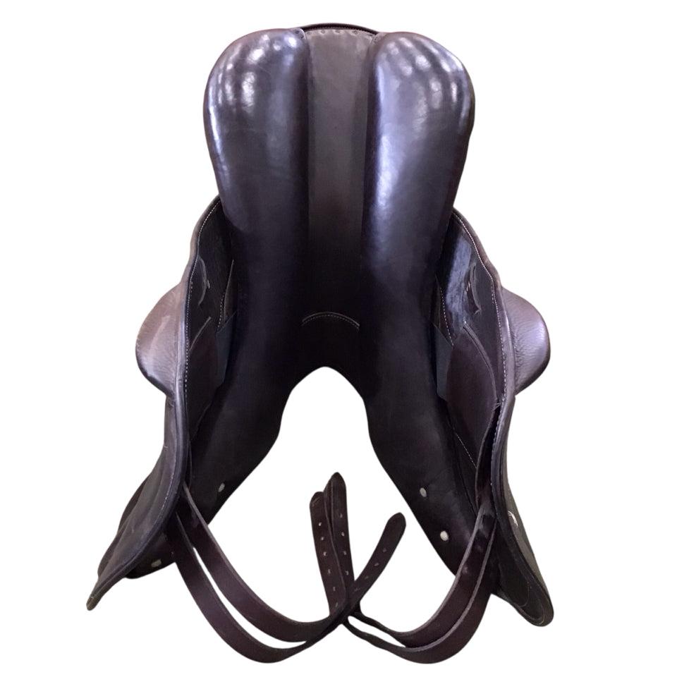 18" Intrepid Advanced Ride Deluxe Narrow Used Hunter/Jumper Saddle - H