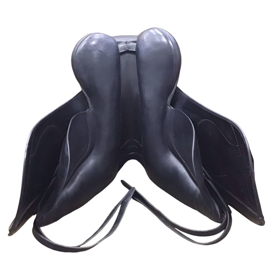 17.5" Hulsebos WB4 Medium/Wide Used Dressage Saddle - H