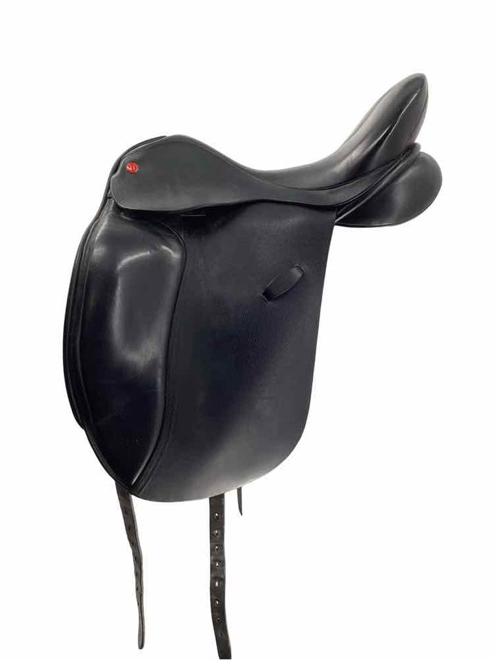 18" Hastilow Concept adjustable tree wool flock used dressage saddle