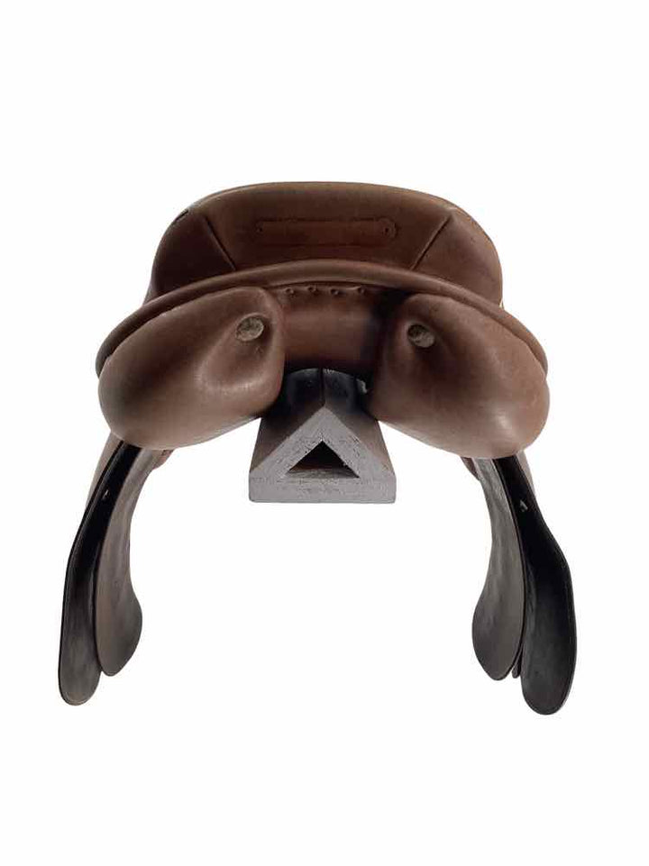 Childrens 16" Crosby used close contact saddle