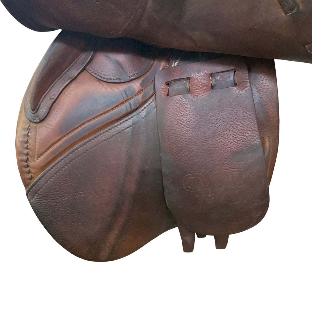 17" CWD SE01 Medium Used Hunter/Jumper Saddle