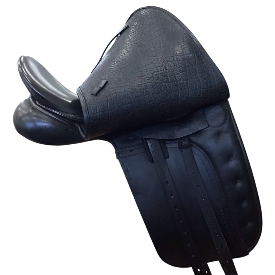 17" County Perfection Narrow Used Dressage Saddle - H