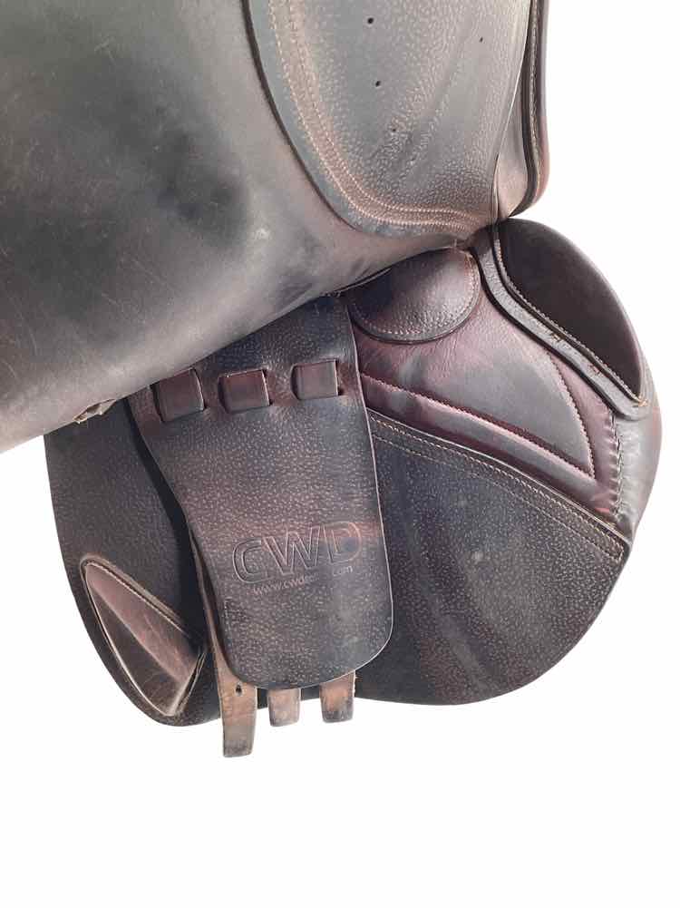 18" CWD used close contact saddle B with cover