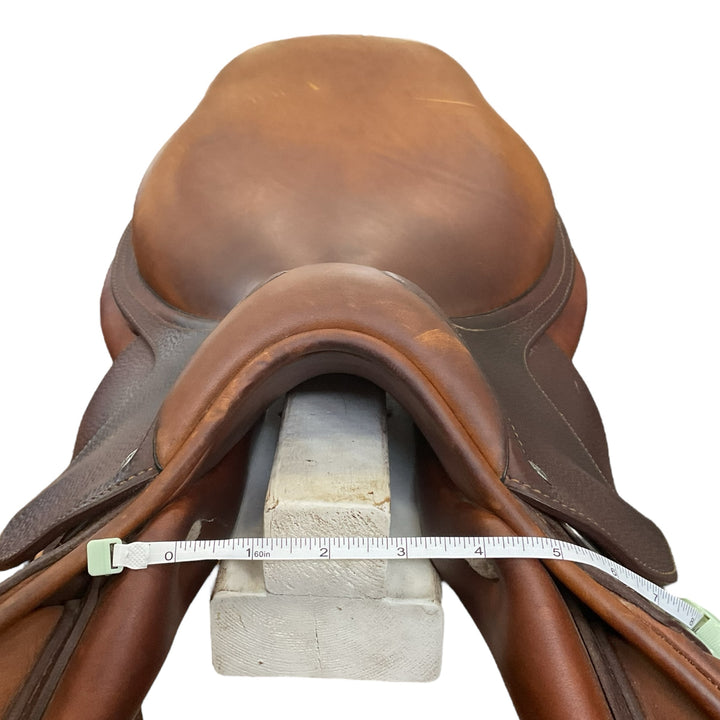 17" CWD SE01 Medium Used Hunter/Jumper Saddle - H