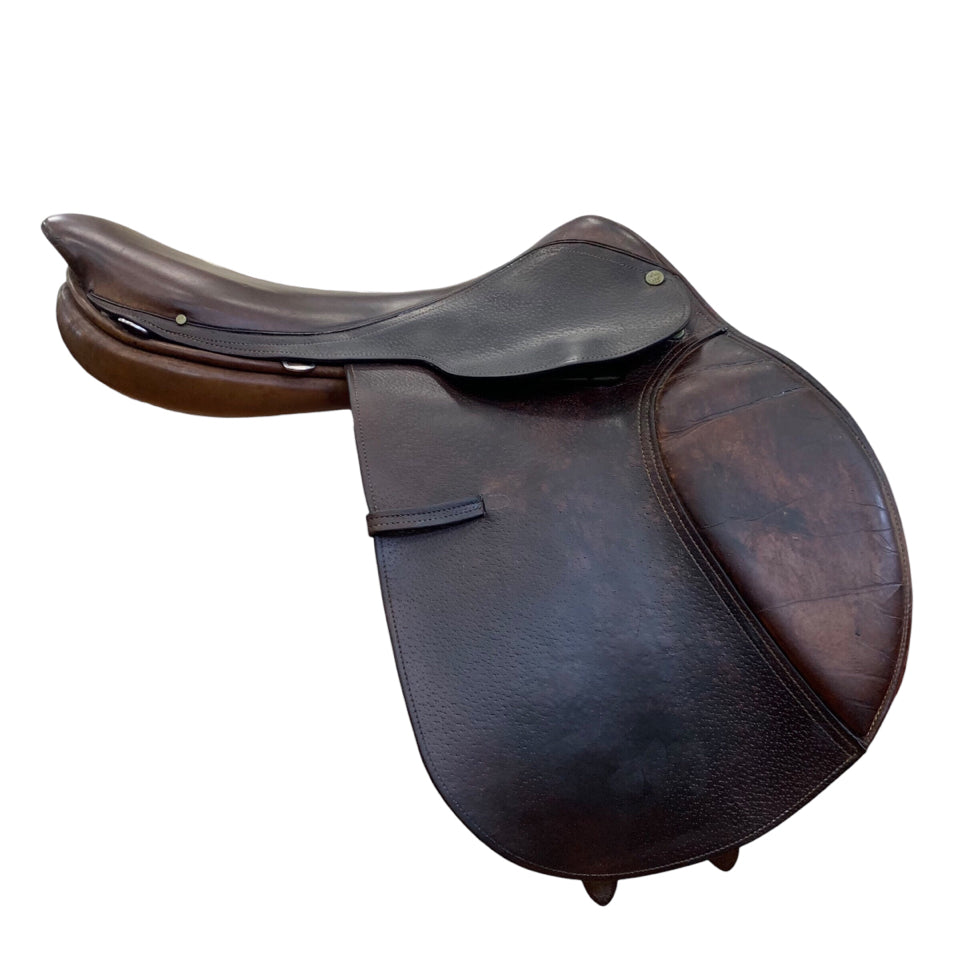 17" USED BEVAL Devon 2000 Close Contact Saddle with Medium Tree - H